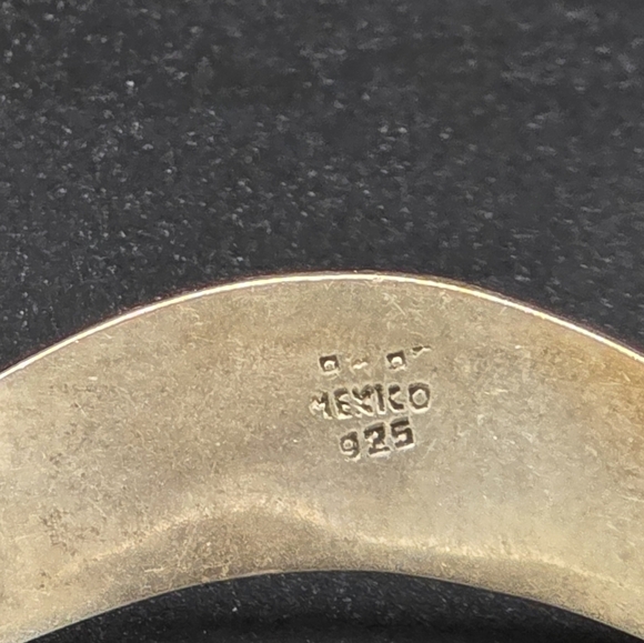 925 Mexico Silver and Onyx Inlay Cuff Bracelet - Picture 7 of 11